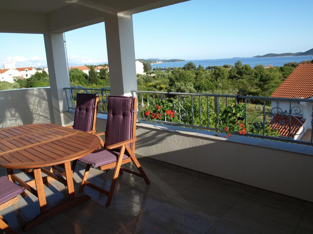 Apartment Arta Vodice Bagian luar foto